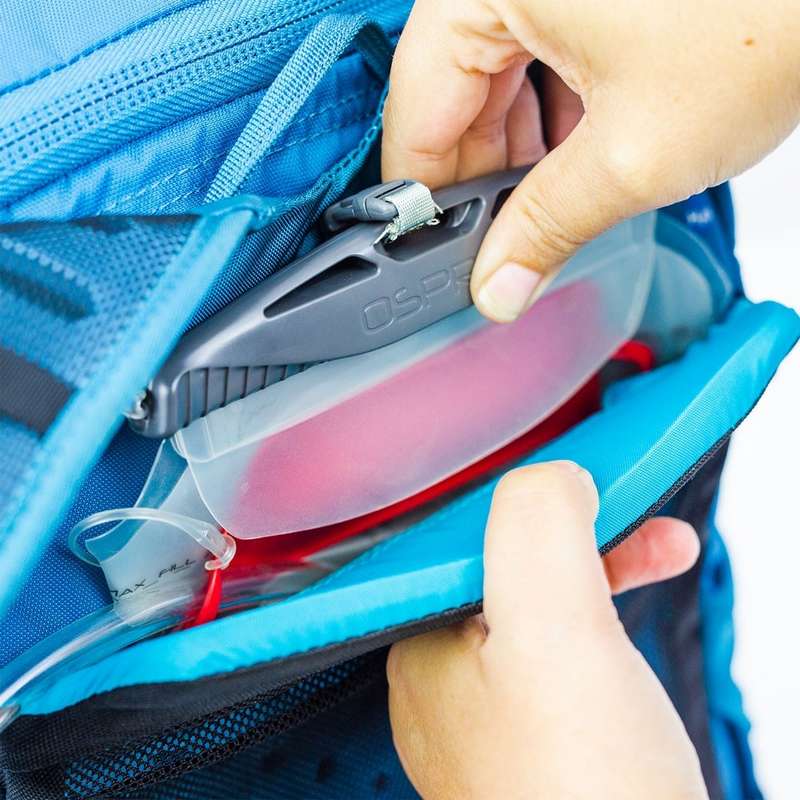 Skimmer Osprey - compartiment externe pour le r&eacute;servoir d'hydratation